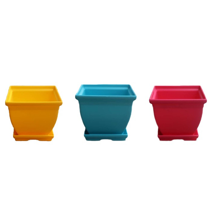 گلدان‌ های پلاستیکی بزرگ