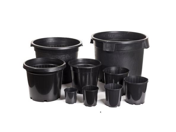 گلدان‌ های پلاستیکی سیاه