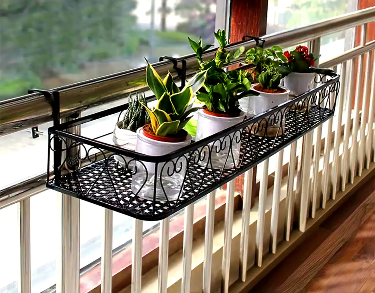 گلدان های پلاستیکی کوچک