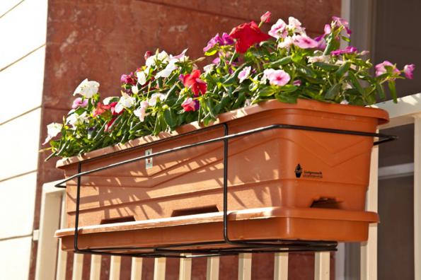 گلدان پلاستیکی تراس