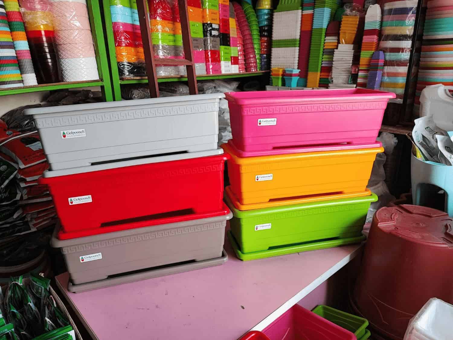 گلدان‌ های پلاستیکی مستطیلی در زاهدان