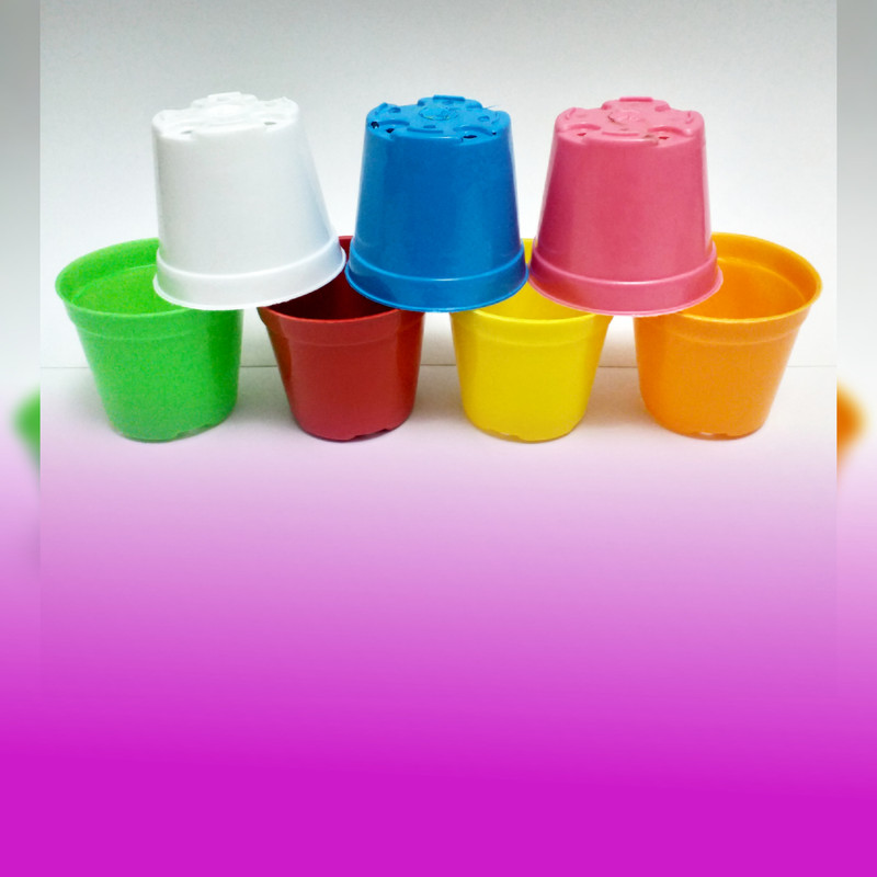 گلدان پلاستیکی